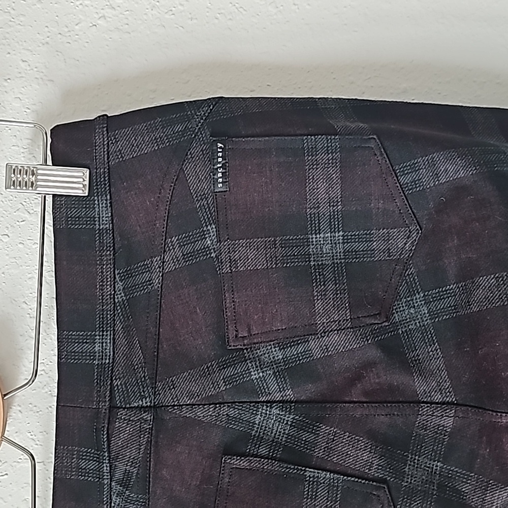 Sanctuary Plaid Pant - Picture 9 of 11